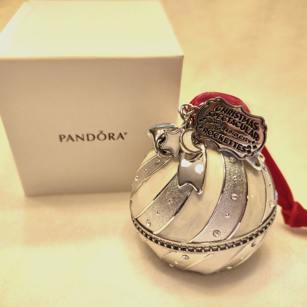 NEW PANDORA 2018 LIMITED EDITION Rockettes Christmas Ornament
